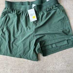 Nike men’s shorts